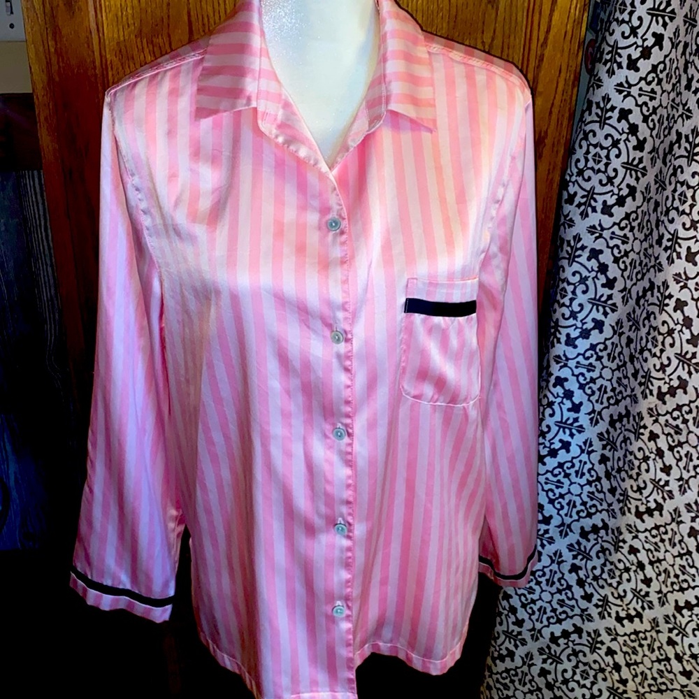 Victoria’s Secret Sleep Shirt